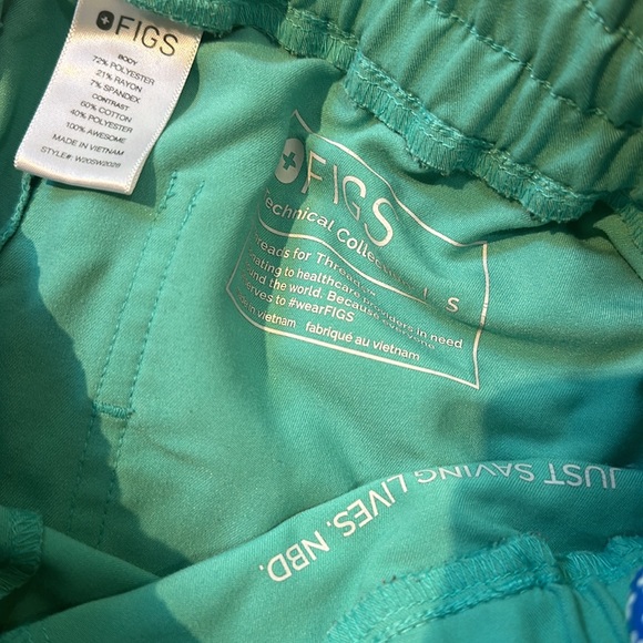 Surgical Green Zamora™ - High Waisted Scrub Pants - S / Surgical Green - Picture 6 of 6
